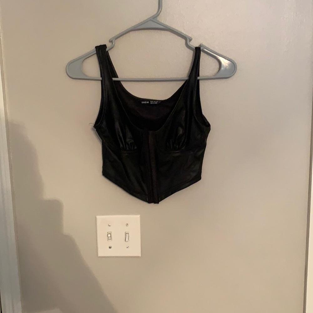 Sheik crop top